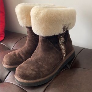 UGG Brown Ankle Boots with Cream Fur